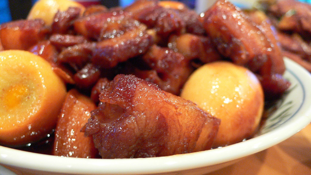 Dongpo braised pork belly